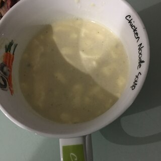 カリフラワーのクリーミースープ